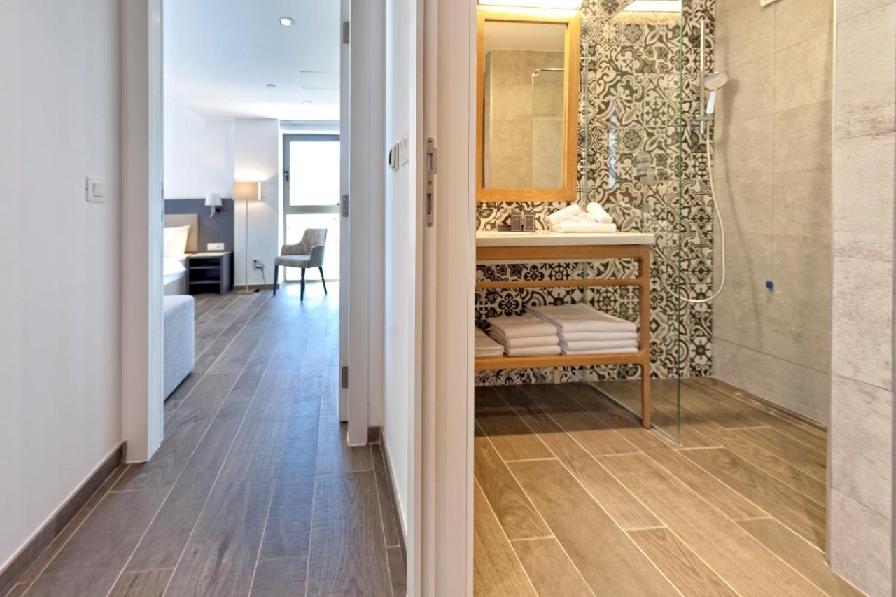 Hotel Eleven Petrovac Екстер'єр фото
