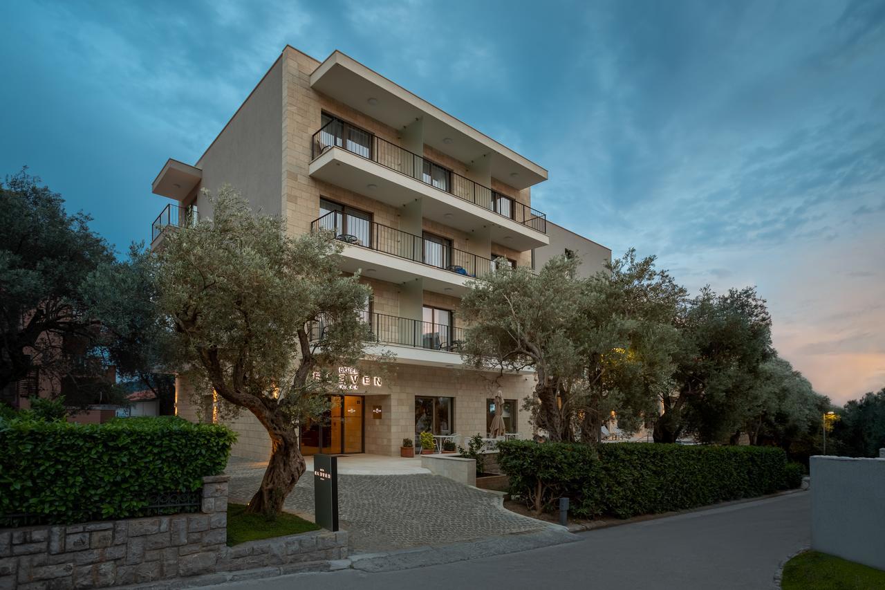 Hotel Eleven Petrovac Екстер'єр фото